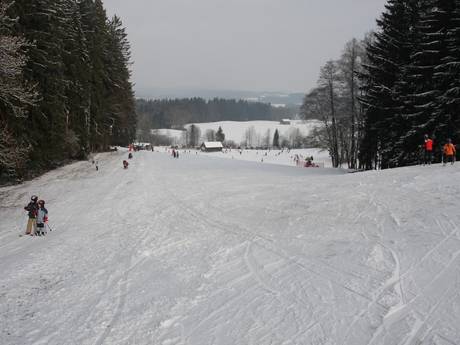 Bayerisches Alpenvorland: Testberichte von Skigebieten – Testbericht Beuerberg