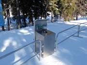 Abfalleimer im Skigebiet