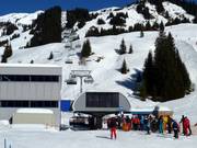 Hasenbühel - 6er Hochgeschwindigkeits-Sesselbahn (kuppelbar) mit Abdeckhauben