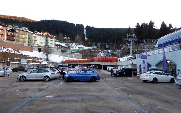 Altopiano della Paganella/Dolomiti di Brenta/Lago di Molveno: Anfahrt in Skigebiete und Parken an Skigebieten – Anfahrt, Parken Paganella – Andalo