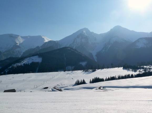 Blick auf das Skigebiet Zdiar-Strednica