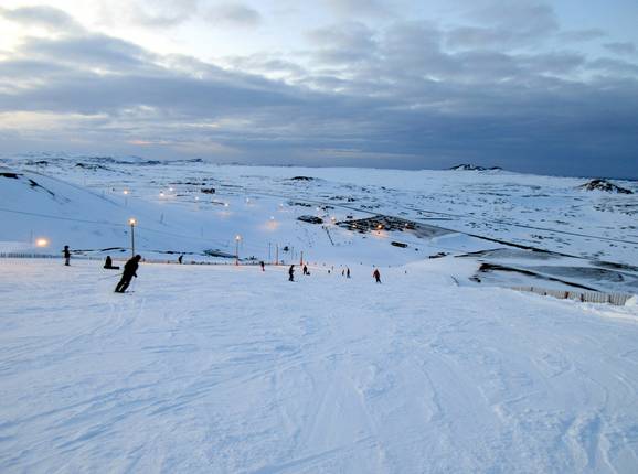 Leichte Abfahrt vom Kóngsgil