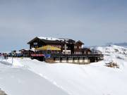 Hotel Des Alpes mitten im Skigebiet