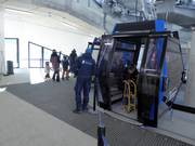 Das freundliche Personal zeigt immer Präsenz an den Liften