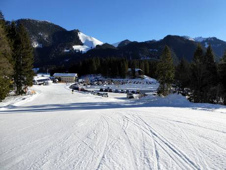 Miesbach: Anfahrt in Skigebiete und Parken an Skigebieten – Anfahrt, Parken Spitzingsee-Tegernsee