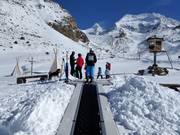 Präsenz am Förderband beim Ausstieg