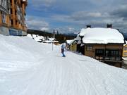 Leichte Pisten führen zu allen Unterkünften