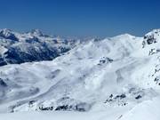 Blick auf Abfahrten an der Kringsalmbahn