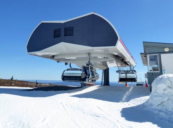 Fjellekspressen - 6er Hochgeschwindigkeits-Sesselbahn (kuppelbar) mit Abdeckhauben