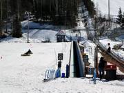 Förderband und Übungsgelände im Tal