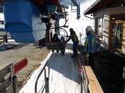 Das Personal hilft Kindern gerne beim Einstieg