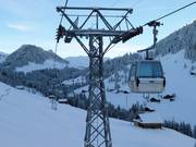 Oey-Bergläger - 6er Gondelbahn (Ein-Seil-Umlaufbahn)