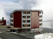 Hotel Thöni mit Restaurant im Erdgeschoss 