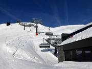 Muldenbahn 8er - 8er Hochgeschwindigkeits-Sesselbahn (kuppelbar) mit Abdeckhauben und Sitzheizung