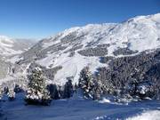 Blick von den Lamarkliften auf die Pisten auf der Holzalm
