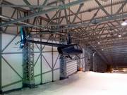 Hubschrauber-Modell in der Skihalle