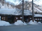 Gut versteckte Müllcontainer