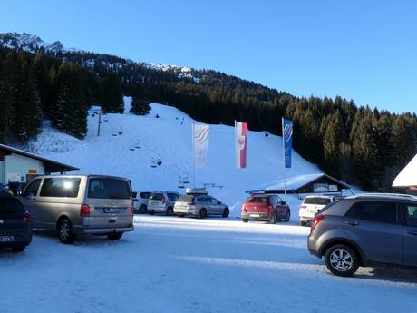 Tannheimer Tal: Anfahrt in Skigebiete und Parken an Skigebieten – Anfahrt, Parken Wannenjoch/Rohnenspitze – Schattwald/Zöblen
