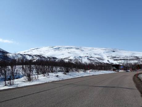 Norrbotten: Anfahrt in Skigebiete und Parken an Skigebieten – Anfahrt, Parken Fjällby – Björkliden