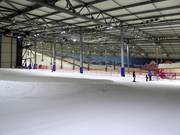 Blick vom Anfängerbereich zur Hauptpiste