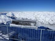Aussicht von der Corvatsch Bergstation, 3303 m