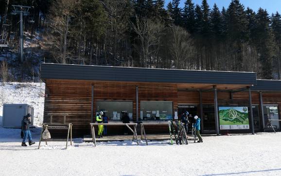 Nordwesttschechien (Severozápad): Sauberkeit der Skigebiete – Sauberkeit Pleßberg (Plešivec) – Abertamy