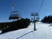 Herzogenhorn-Bahn - 4er Hochgeschwindigkeits-Sesselbahn (kuppelbar) mit Abdeckhauben