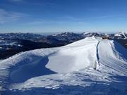 Speichersee für die Beschneiung am Gipfel der Steinplatte