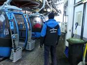 Aufmerksames Personal