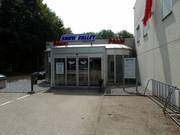 Eingang zur Skihalle Snow Valley