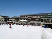 Ski Lodge mit Caféteria