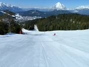 Piste auf mittlerer Höhe