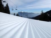 Perfekt präparierte Piste an der Hexenkesselbahn