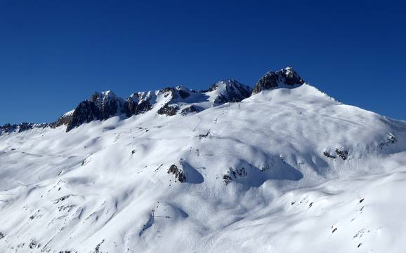 Skifahren bei Hospental