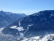 Blick vom Zettersfeld zum Skigebiet Hochstein