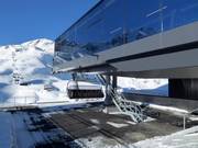 Madlochbahn - 6er Hochgeschwindigkeits-Sesselbahn (kuppelbar) mit Abdeckhauben und Sitzheizung