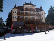 Hotel Alpine Arena direkt an der Piste