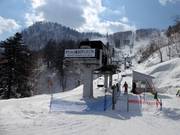 Downhill Romance Lift No. 3 - 2er Sesselbahn fix geklemmt