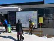 Elektronische Anzeigen an den Hauptpunkten im Skigebiet