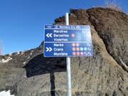 Informationstafel im Skigebiet