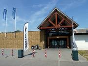Eingang der Skihalle in Rucphen