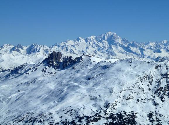 Blick zur Dent de Burgin mit dem Mont Blanc im Hintergrund