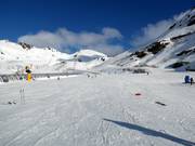 Leichte Übungshänge mit Förderbändern