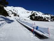 Förderband an der Bergstation der Gondelbahn Haideralm