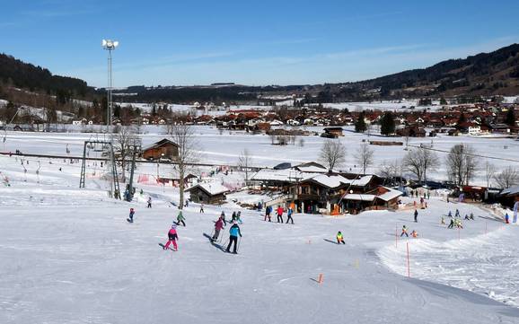 Skifahren in der Urlaubsregion Ammergauer Alpen