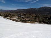 Private Häuser an der Abfahrt nach Tiehack