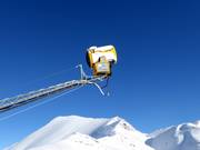 Leistungsfähige Schneekanone im Skigebiet Arosa Lenzerheide