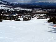 Blick auf die Unterkünfte an der Talstation Kimberley