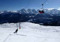 Skigebiet Disentis 3000 - Pisten an der Sesselbahn Gendusas