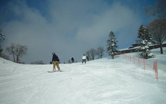 Pistenpräparierung Japanische Alpen – Pistenpräparierung Naeba (Mt. Naeba)